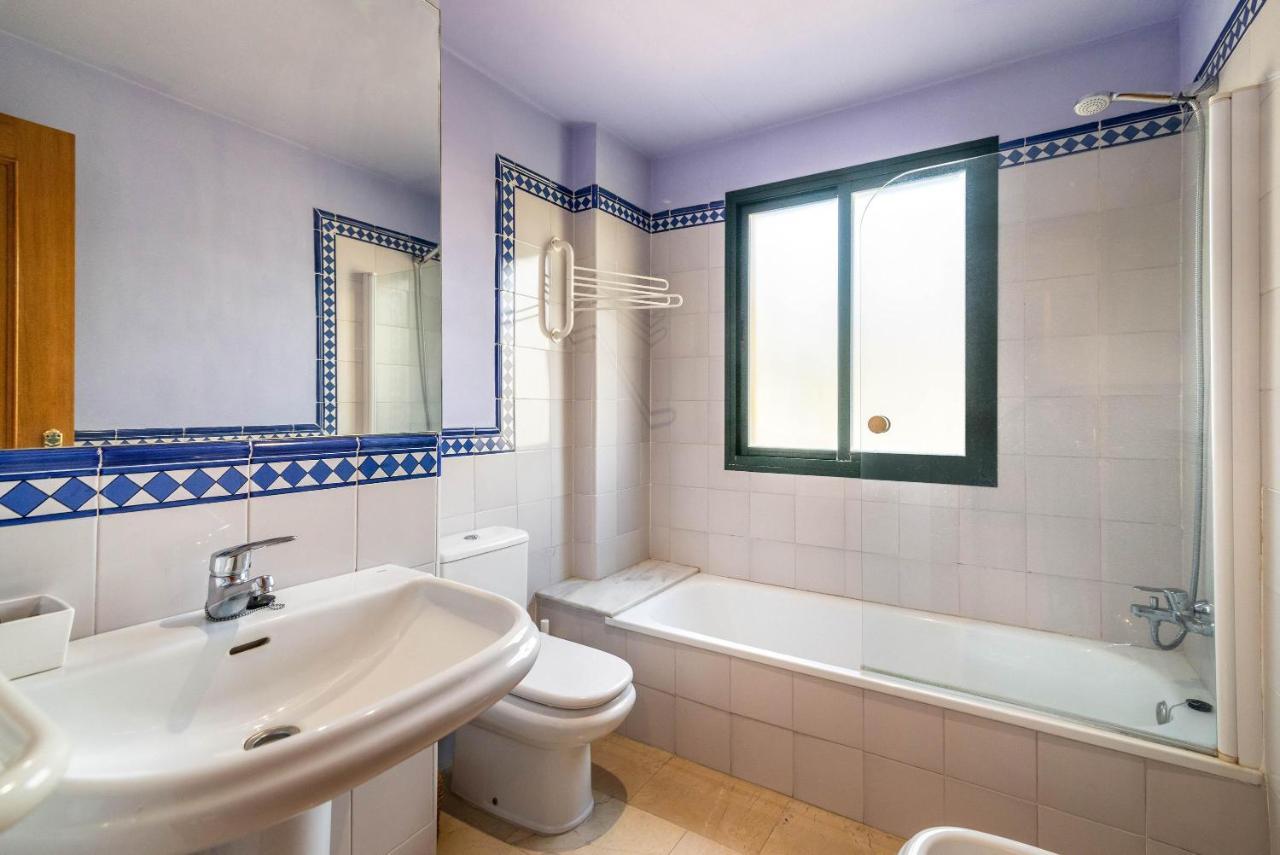 Spacious Apartment In 马尔韦利亚 外观 照片