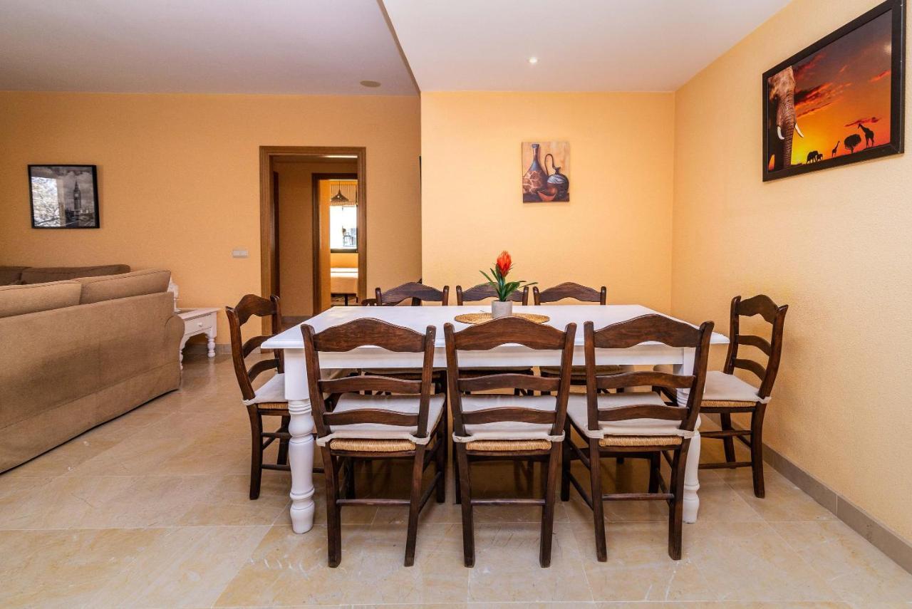 Spacious Apartment In 马尔韦利亚 外观 照片